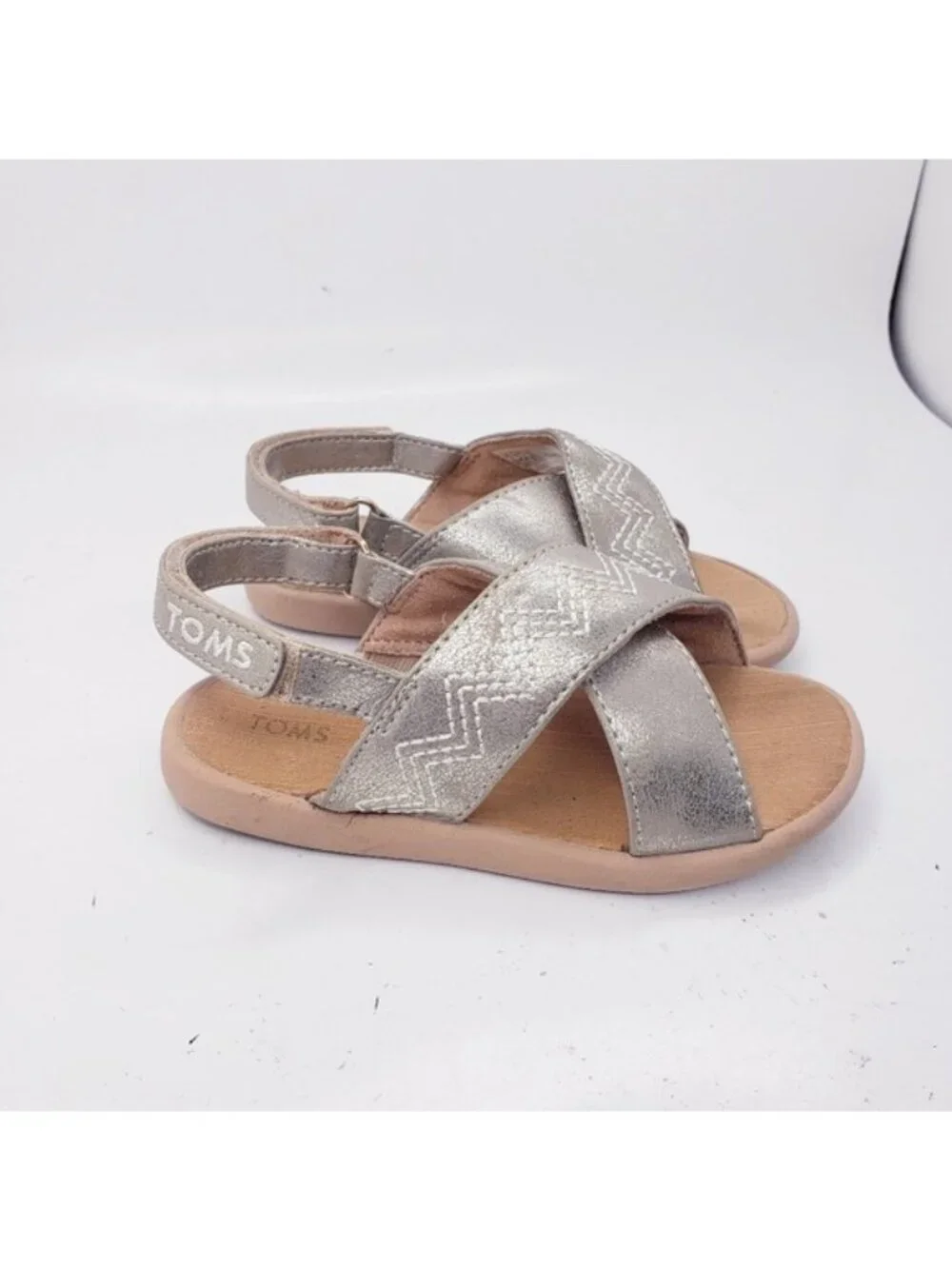 Toms Desert Taupe Shimmer Faux Leather Tiny Viv Sandals Girls Toddler Size 8